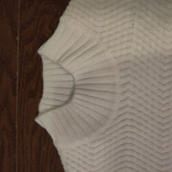 Bershka mock turtleneck - Picture 2 of 7